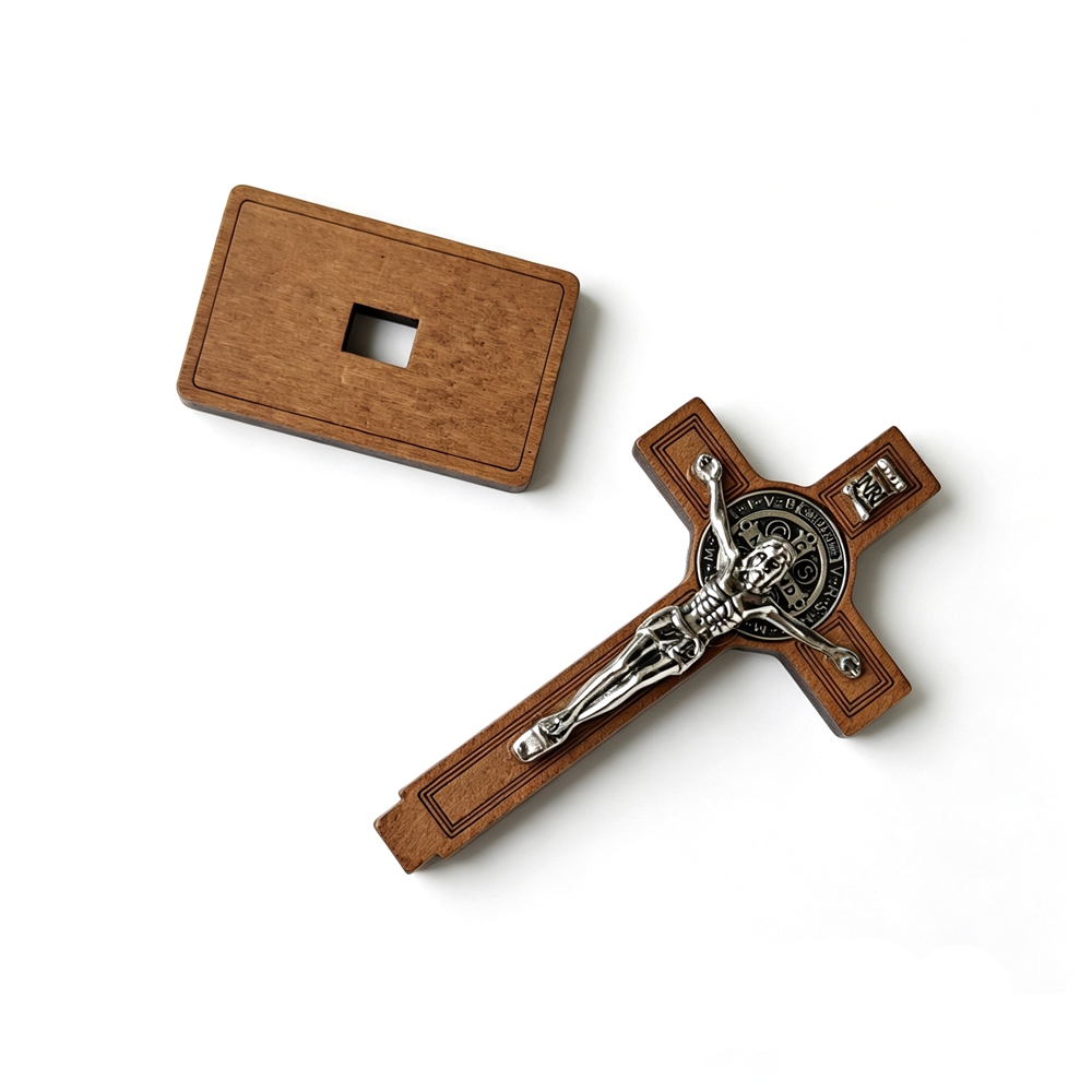 St Benedict Standing Crucifix  - Home Decor Jesus 评论和价格